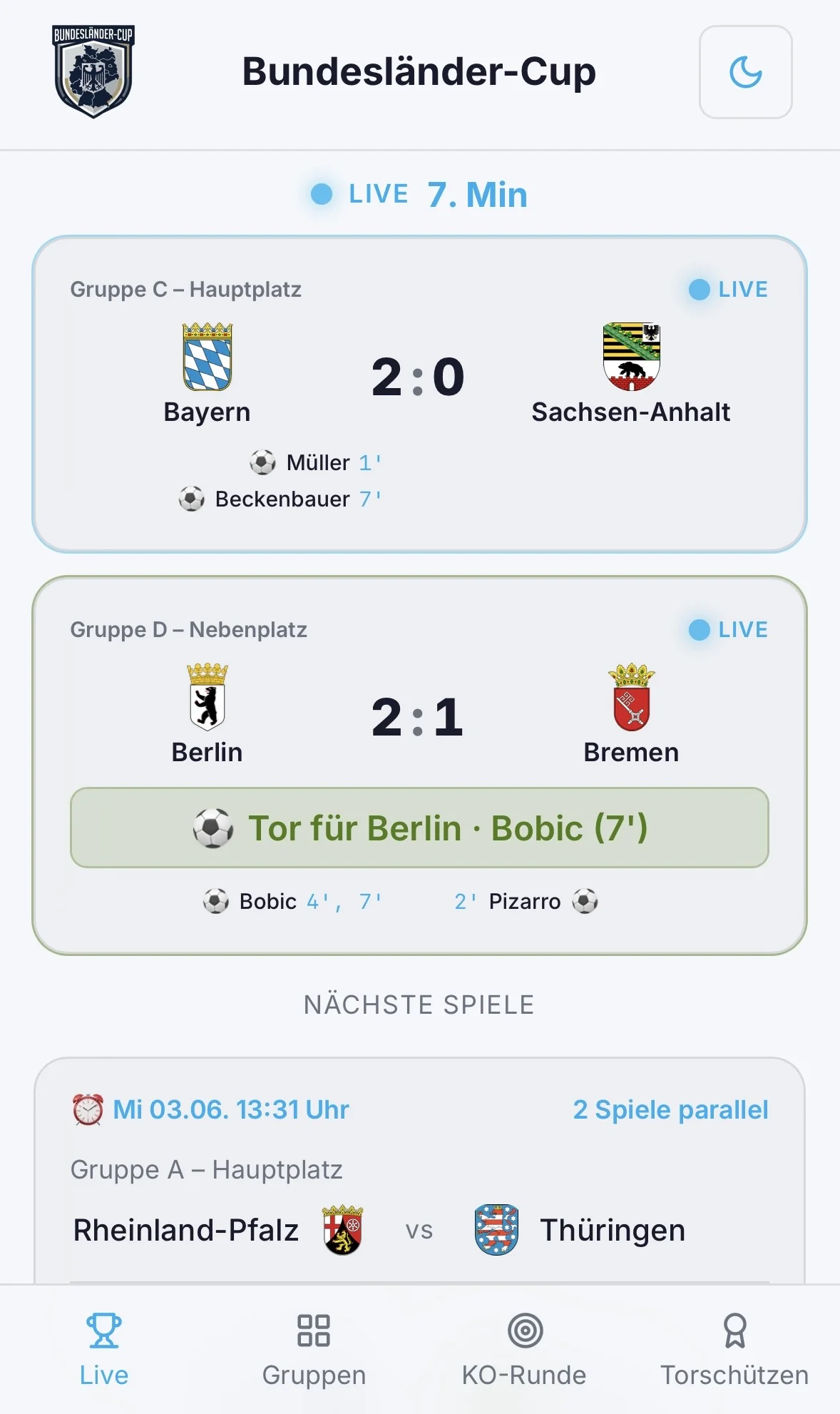 TurnierBuilder Live-Ansicht auf dem Smartphone mit laufenden Spielen, Zwischenständen und Torschützen